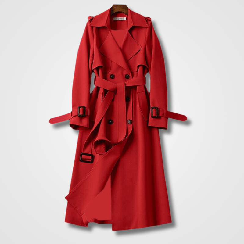 Moderne Frau trägt einen langen, eleganten Damen Trenchcoat mit Gürtel beim Gehen. Ideal als stilvoller Übergangsmantel.