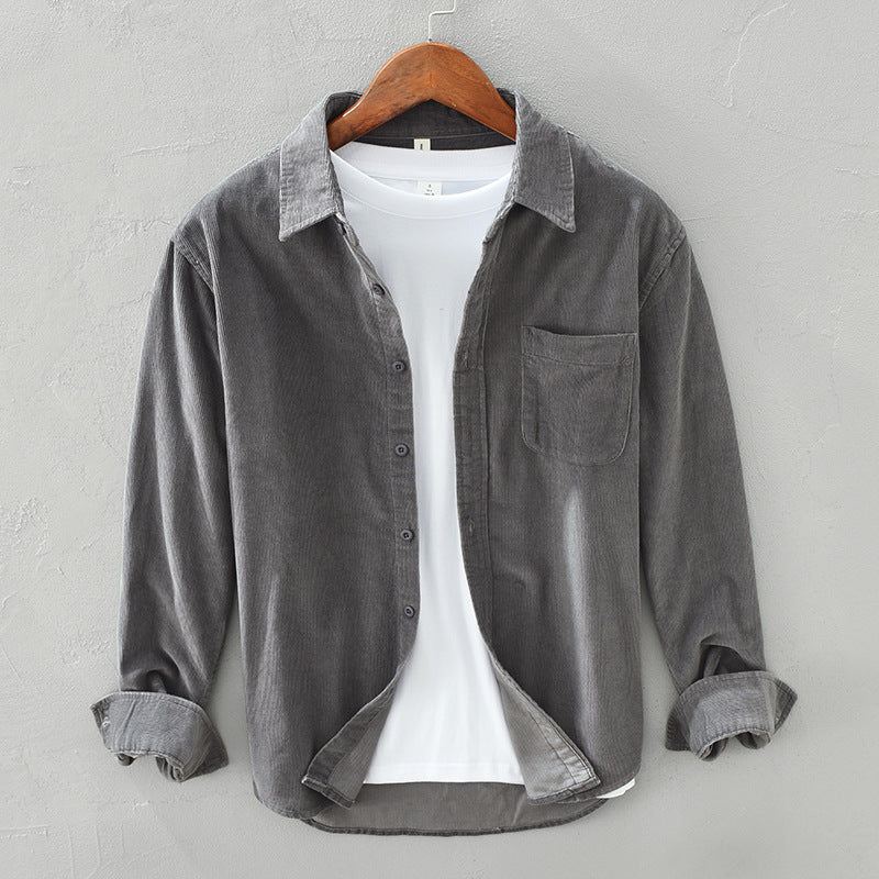 Eleganter Retro Herren Cordhemd mit Langarm, ideal für stilvolle Business Casual Looks. Vintage Freizeithemd.