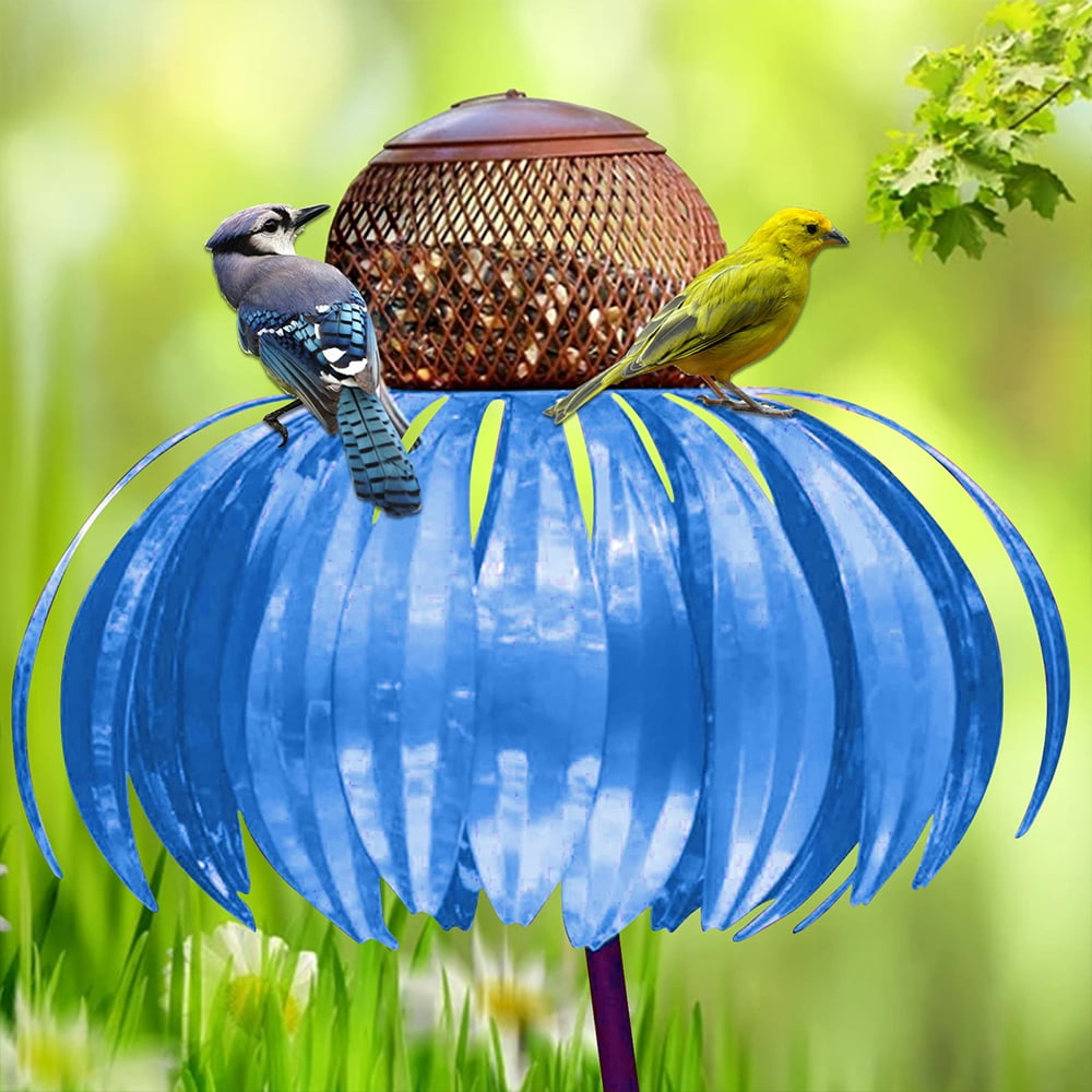 Dekorativer Vogelfutterspender für den Garten in blumenförmigem Design, langlebiges Metall für Vogelfütterung.