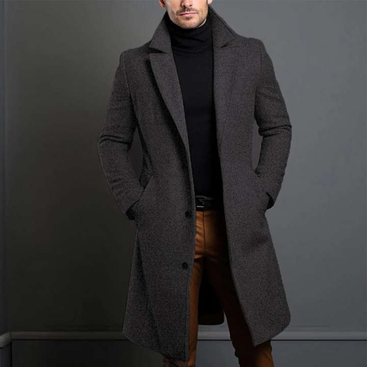 Stilvoller Herrenmantel für den Winter, elegant und warm; ideal für Business-Outfits oder gehobene Freizeit.