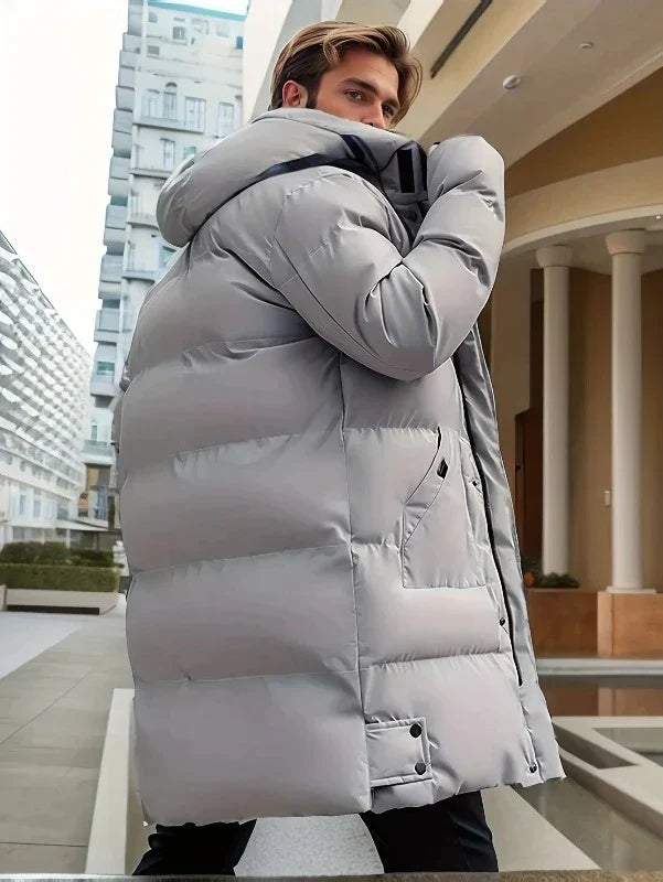 Moderner Herren Parka, langarm und wasserdicht, perfekt für Outdoor-Aktivitäten. Stilvolle Winterjacke mit Kapuze.
