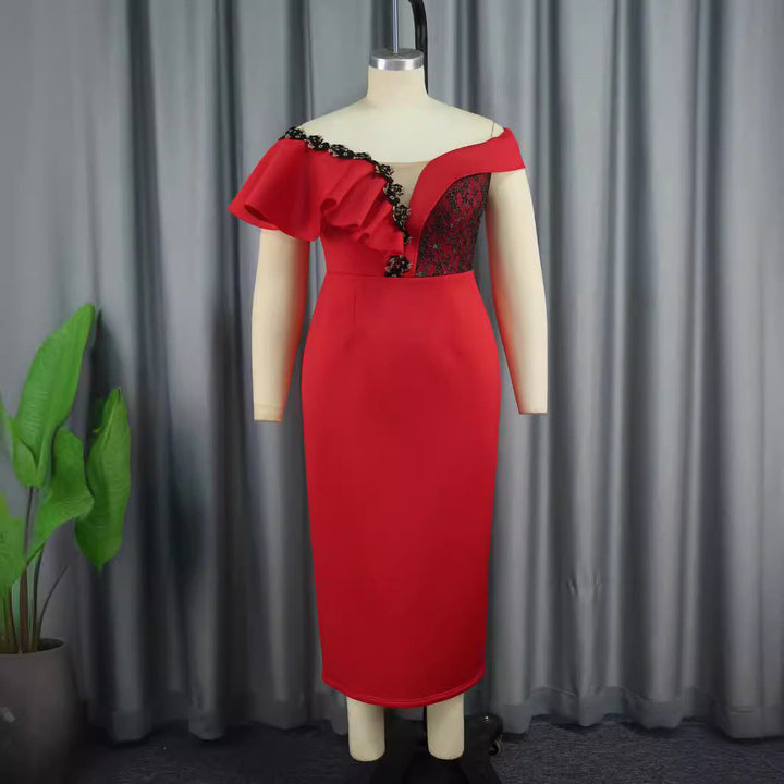 Asymmetrisches rotes Abendkleid für Damen mit floralem Muster, ideal für besondere Anlässe und Party-Looks.