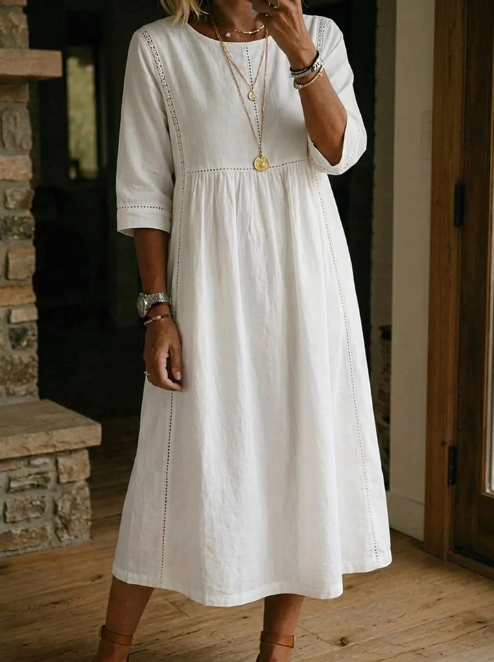 Langarm Rundhals Maxikleid für Damen, ideal als bequemes Herbst- oder Frühlingskleid mit Taschen.