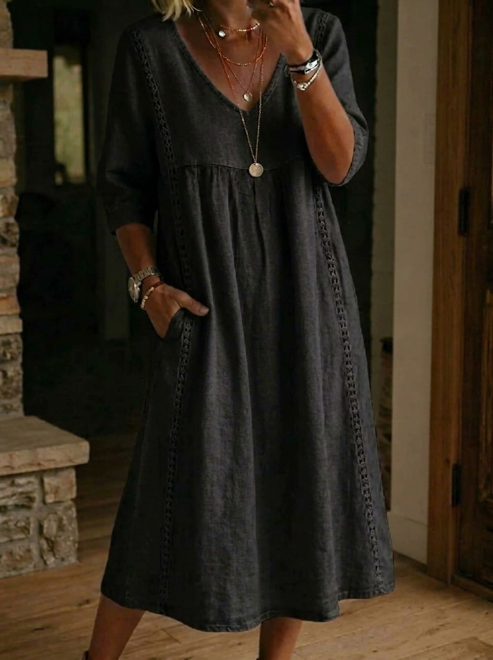 Schickes Damen Langarmkleid mit Rundhals, als elegantes Freizeitkleid oder bequemes Alltags-Maxikleid.
