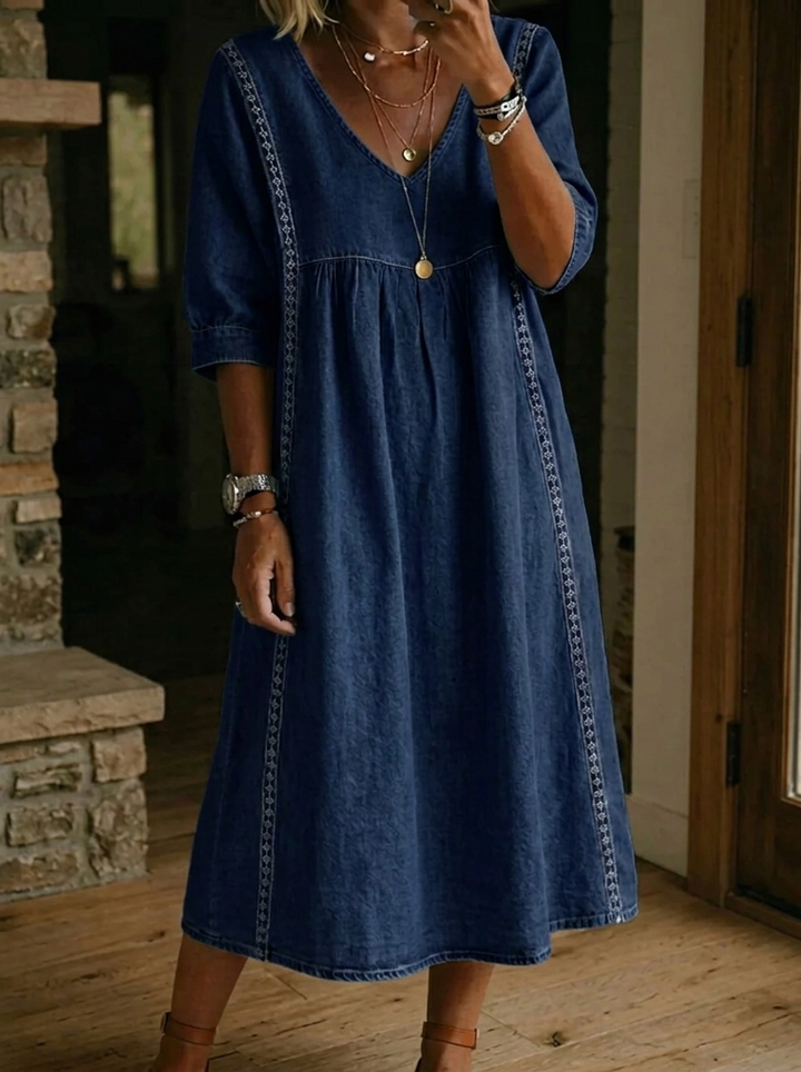Vielseitiges Damen Maxikleid mit Langarm und Rundhals. Perfektes, bequemes Langarmkleid für jede Frau.