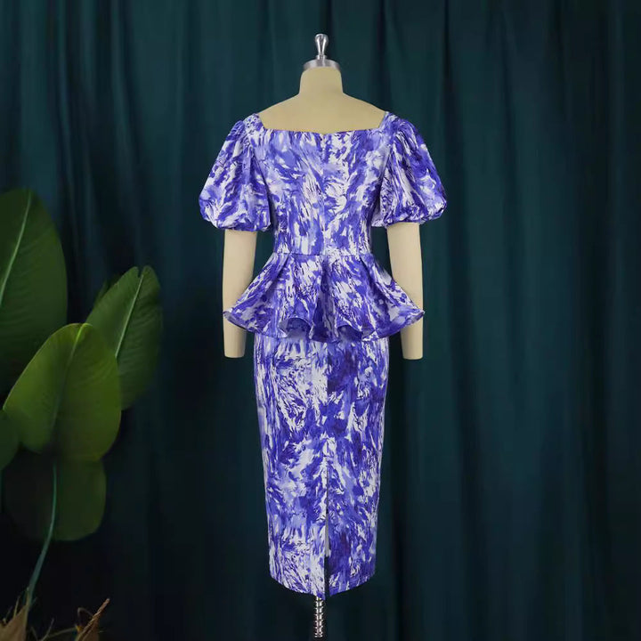 Blaues festliches Abendkleid für Damen, elegantes Midikleid mit Puffärmeln und figurbetontem Schnitt.