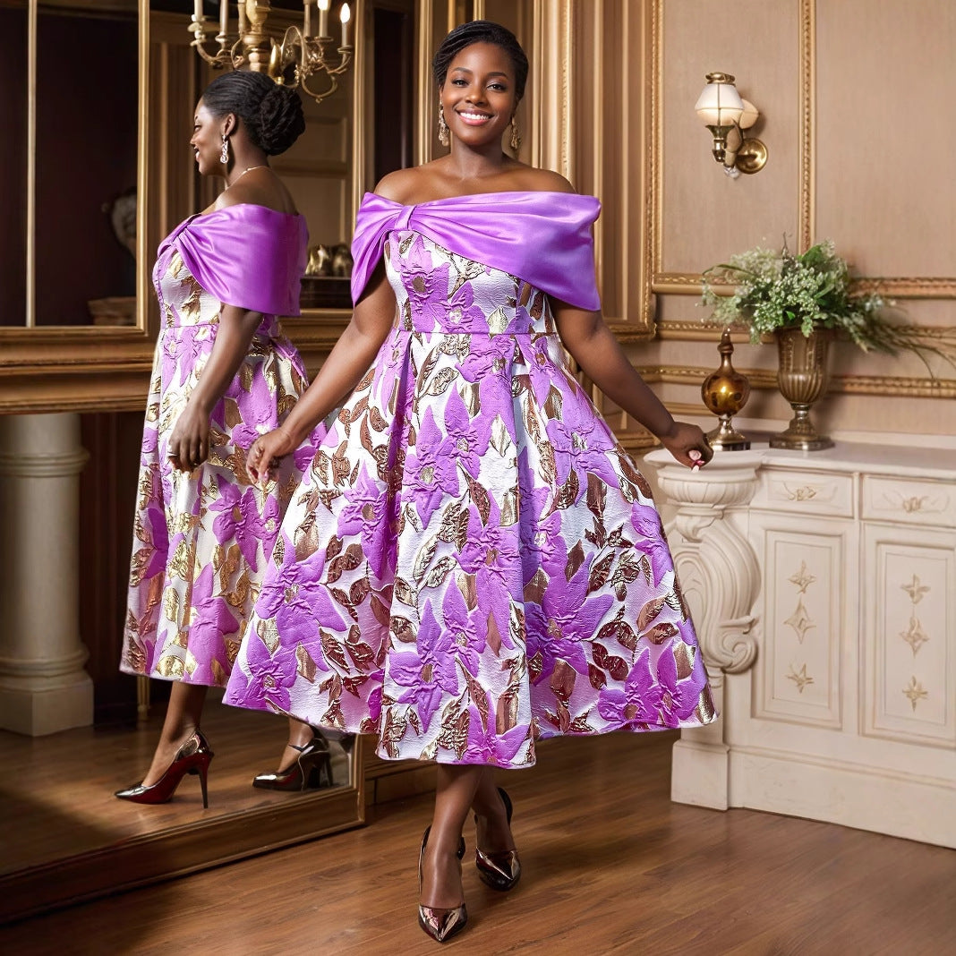 Elegantes Damen Abendkleid schulterfrei mit floralen Applikationen, perfekt für festliche Anlässe und Hochzeitsgäste.
