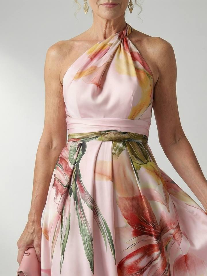 Ärmelloses Damen Amiel Maxikleid mit Neckholder und elegantem Blumenmuster; weiß, lila, rosa. Must-have für Sommer.