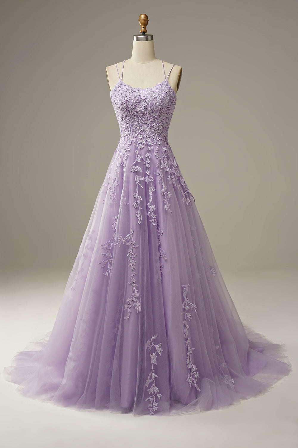 Elegantes Damen Ballkleid Victoria aus Tüll mit floralen Applikationen, perfekt für festliche Anlässe und Hochzeiten.