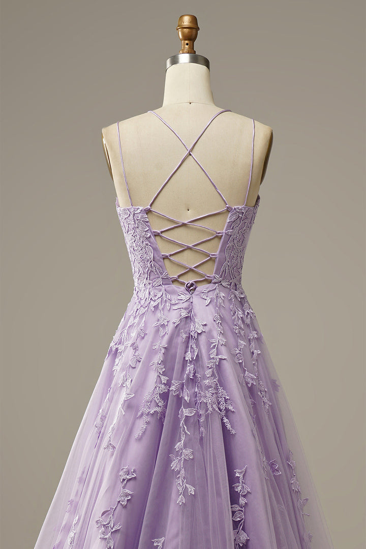 Festliches Damen Ballkleid Victoria in eleganter A-Linie, mit Tüll und glänzenden Applikationen für besondere Partys.