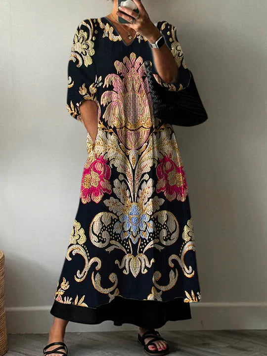 Elegantes Damen Druckkleid Clara mit floralem Muster, luftig und vielseitig für sommerliche Freizeit- und Urlaubslooks.