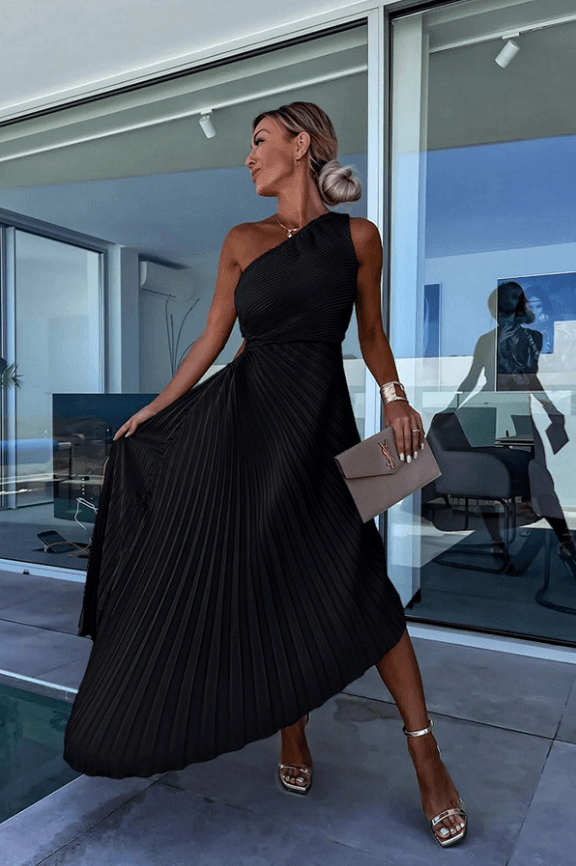 Elegantes Damen Einschulterkleid mit Faltenrock, perfekt als festliches Abendkleid für Gala oder Hochzeit.
