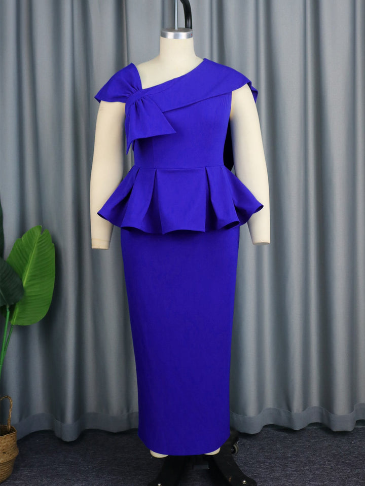 Chices Damenkleid mit modernem asymmetrischem Schulterdesign und raffiniertem Volant, perfekt für elegante Events.
