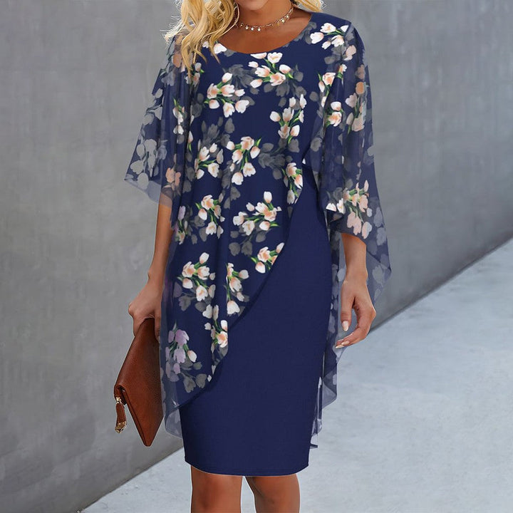 Elegantes Damen Geblümtes Kleid mit stilvollem Blumenmuster. Ideal für Frühling und Sommer.