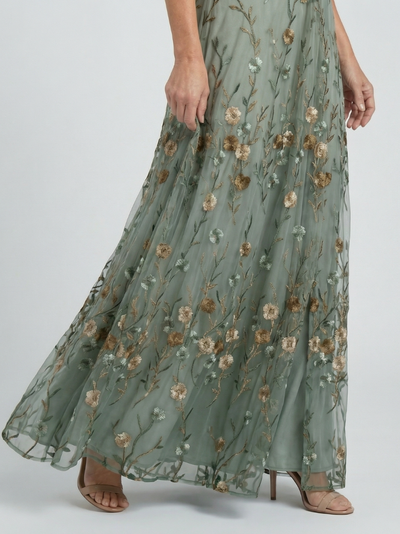 Salbeigrünes Damen Halterneck Midikleid mit Blumenmuster, leicht & elegant, perfekt für Frühling und Sommer.