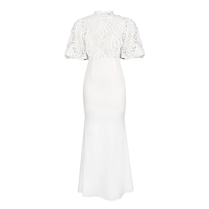 Langes Damen Spitzen-Maxikleid für Abendmode, elegant mit voluminösen Ärmeln. Perfekt für festliche Gelegenheiten.