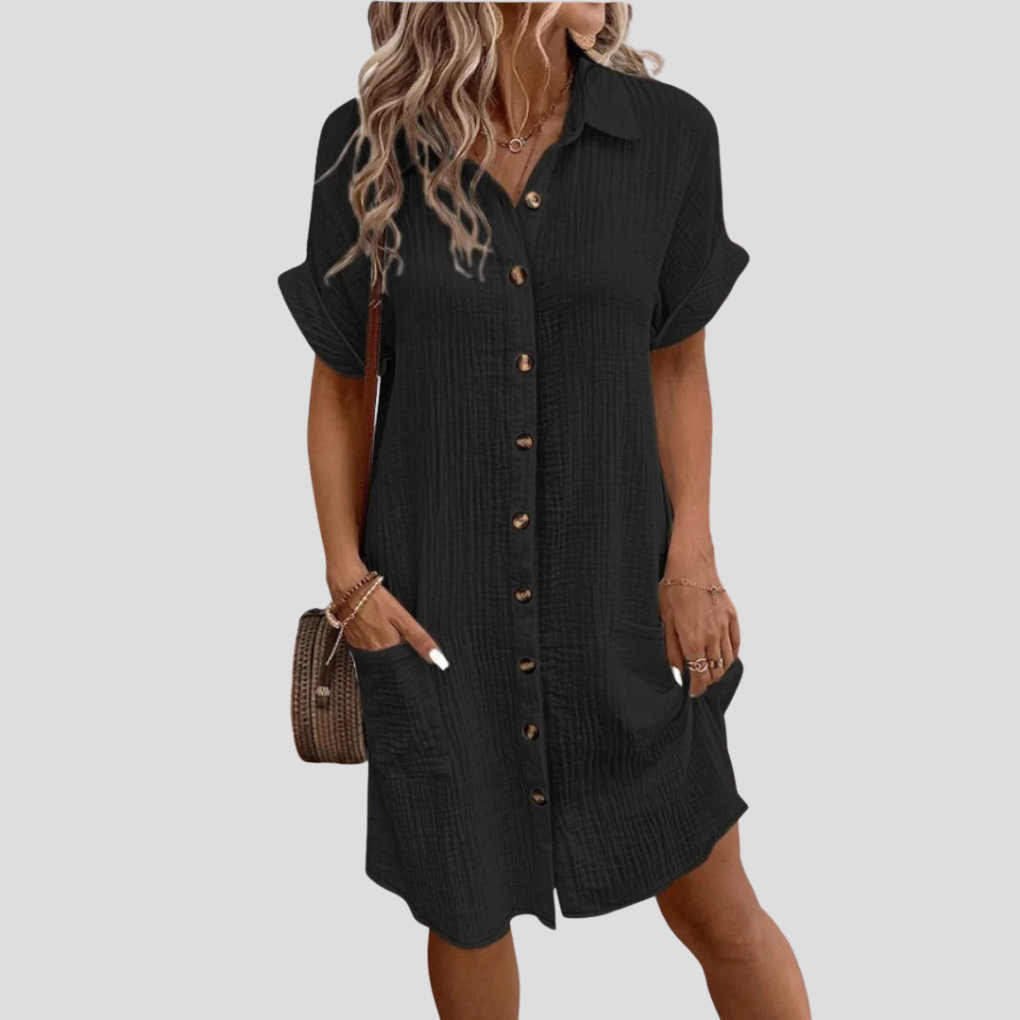 Fließendes Damen Hemdblusenkleid, knielang, mit Bindegürtel und dezenter Knopfleiste für einen femininen Stil.