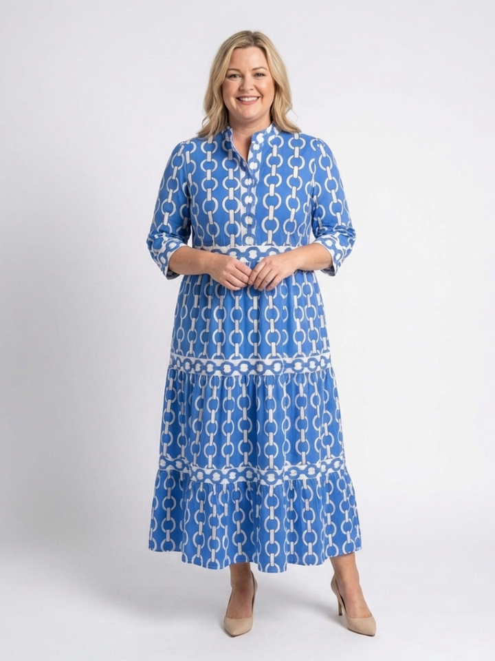 Stilvolles Damen Freizeitkleid, Midilänge, Dreiviertelärmel. Kettenmuster macht es zum perfekten Sommer- oder Frühlingskleid.