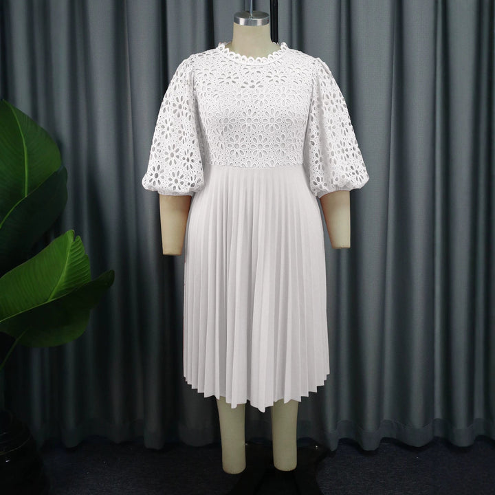 Vielseitiges Damen Festkleid: Spitzenoberteil, Plisseerock. Ideal für Hochzeit, Gala, sommerliche Party, Anlass.