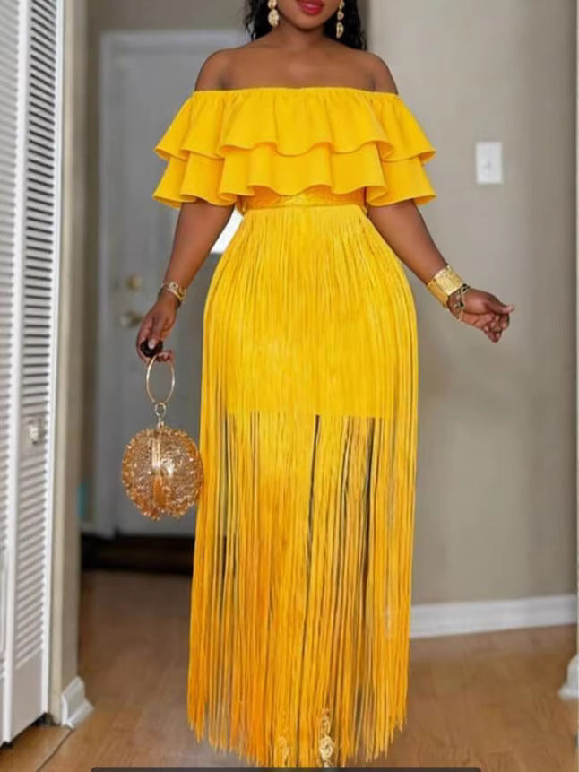 Damenmode: Elegantes Off-Shoulder Maxikleid mit romantischem Rüschensaum. Perfekt als Abend- oder Partykleid.