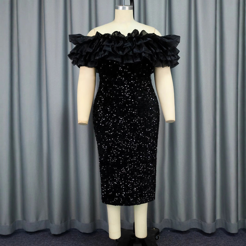 Schwarzes Off-Shoulder Paillettenkleid für Damen mit tiefem V-Ausschnitt und stylischen Rüschendetails.