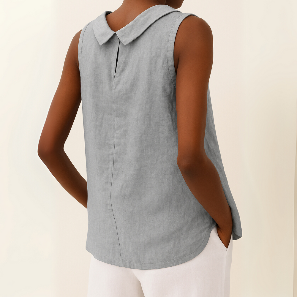 Hochwertiges ärmelloses Damen Top mit elegantem Rollkragen, weicher Stoff, Detailaufnahme.