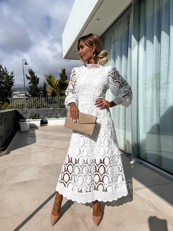 Elegantes & romantisches Damen Maxikleid, lang und festlich. Perfektes Abendkleid für Frauen auf Hochzeiten.