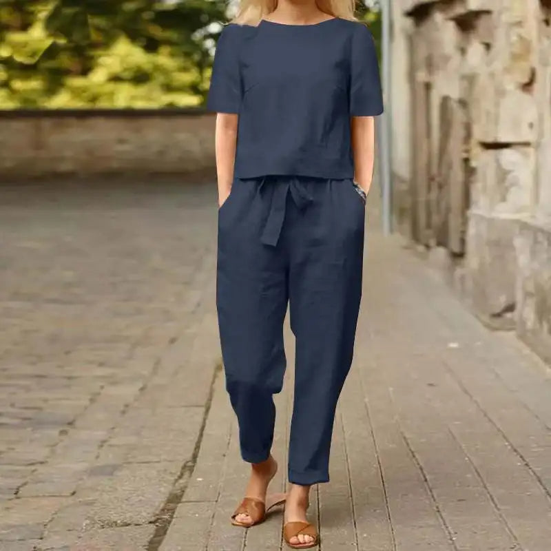 Vielseitiges Damen Sommer Outfit: Eleganter Anzug Zweiteiler für modische Auftritte im Sommer.