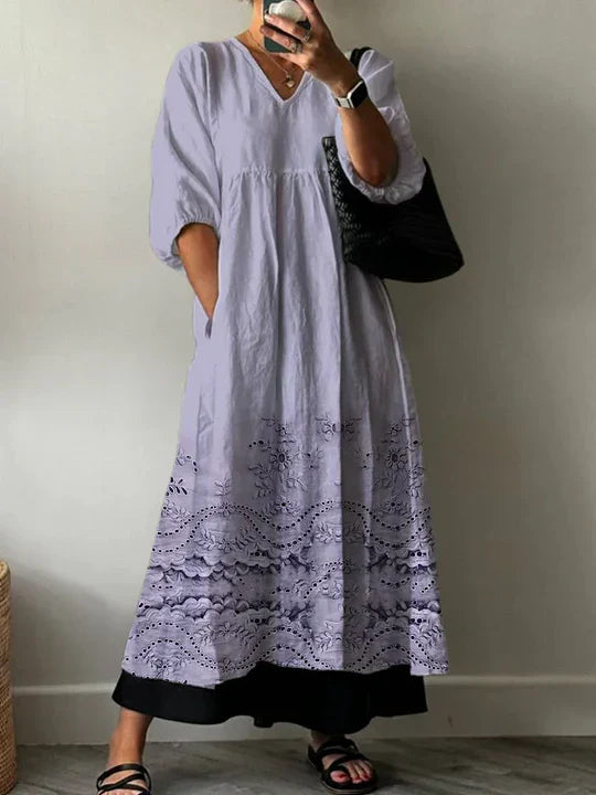 Elegantes Damen Sommerkleid, bedruckt, im Boho-Stil, als leichtes Maxikleid für Freizeit oder Strand.