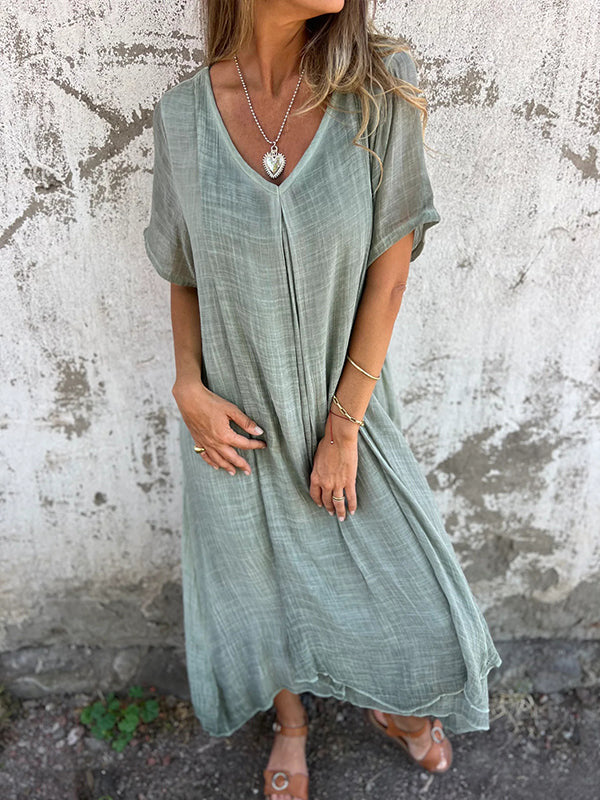 Bequemes Damen Sommerkleid V-Ausschnitt. Vielseitiges, leichtes Freizeitkleid für Alltag, Urlaub und heiße Tage.