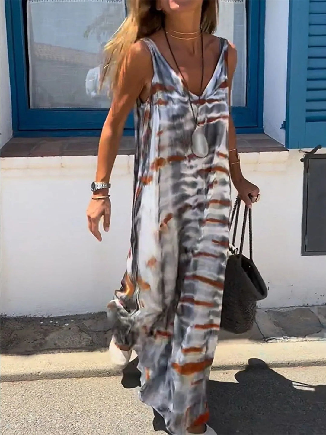 Elegantes Damen Tie-Dye Maxi Cami Kleid mit V-Ausschnitt, perfekt als Sommer- oder Strandkleid, vielseitig.