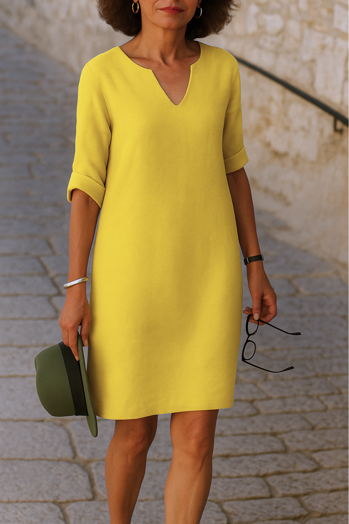 Trendiges Sommerkleid für Damen mit V-Ausschnitt, elegant & bequem für Freizeit und Urlaub.
