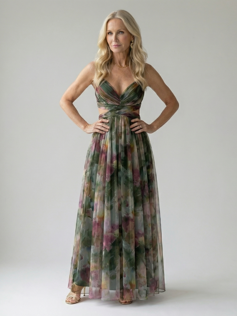 Hautfreundliches, weiches & fließendes Damen Maxikleid im Wickelstil für den Sommer.