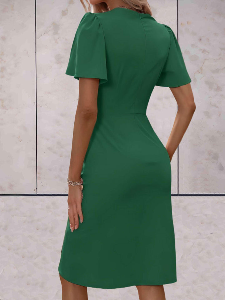 Elegantes Damen Wickelkleid mit V-Ausschnitt, klassisches Design für jede Jahreszeit. Perfektes ganzjahreskleid.