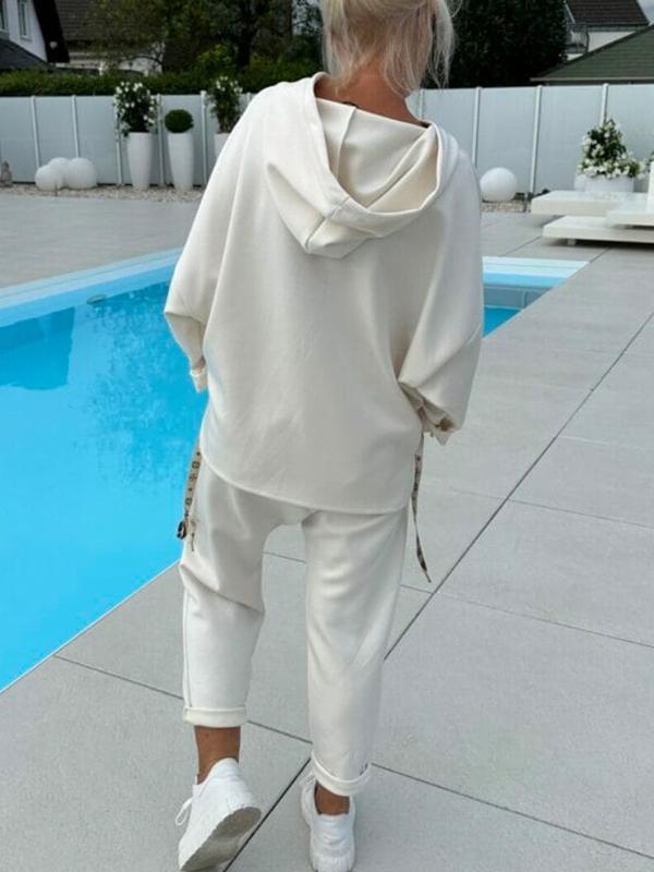 Atmungsaktives Damen Set, Zweiteiler, elegant & locker, perfekt für heiße Sommertage.