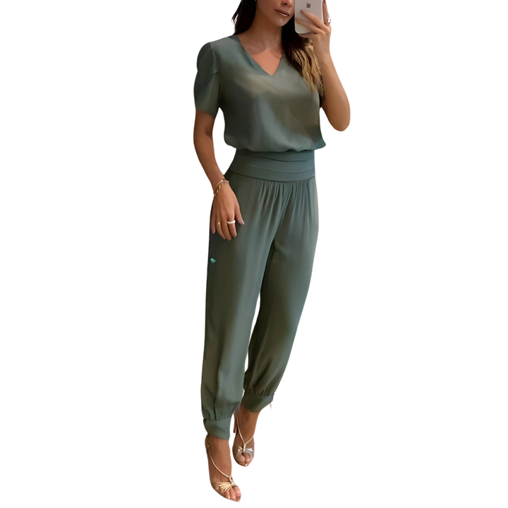 Elegantes, bequemes Damen Zweiteiler Set: Oberteil & weite Hose. Ideal als Hosenanzug für Freizeit & Alltag, sommerlich.