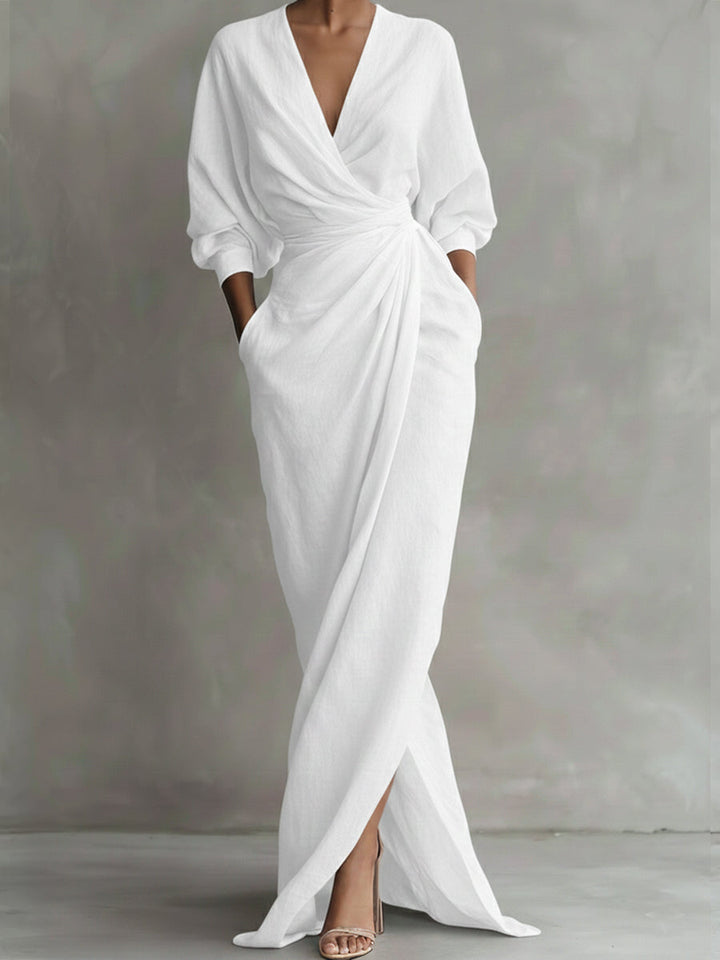 Trendiges Damen-Eleganzkleid mit modischem V-Ausschnitt & 3/4-Ärmeln. Komfortables Freizeitkleid für Frühling & Herbst.