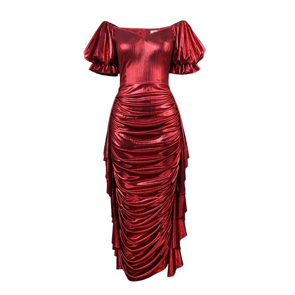 Damenmode: Elegantes Abendkleid mit voluminösen Ballonärmeln, schulterfreiem Design und stylischem asymmetrischem Saum.