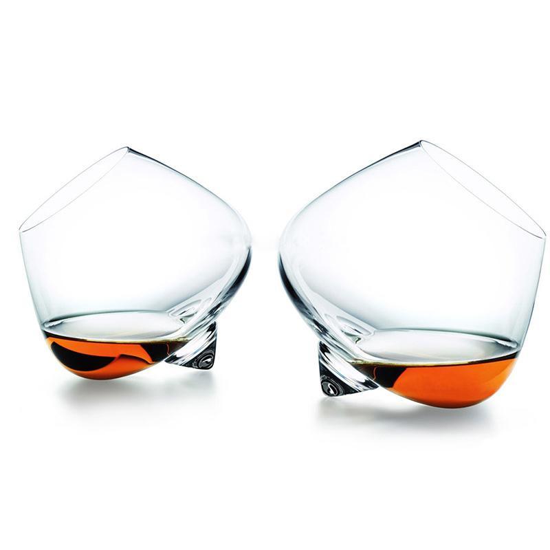 Einzigartiges, drehbares Whiskyglas als Geschenkidee für Spirituosen-Liebhaber. Fördert die Aromaentfaltung.