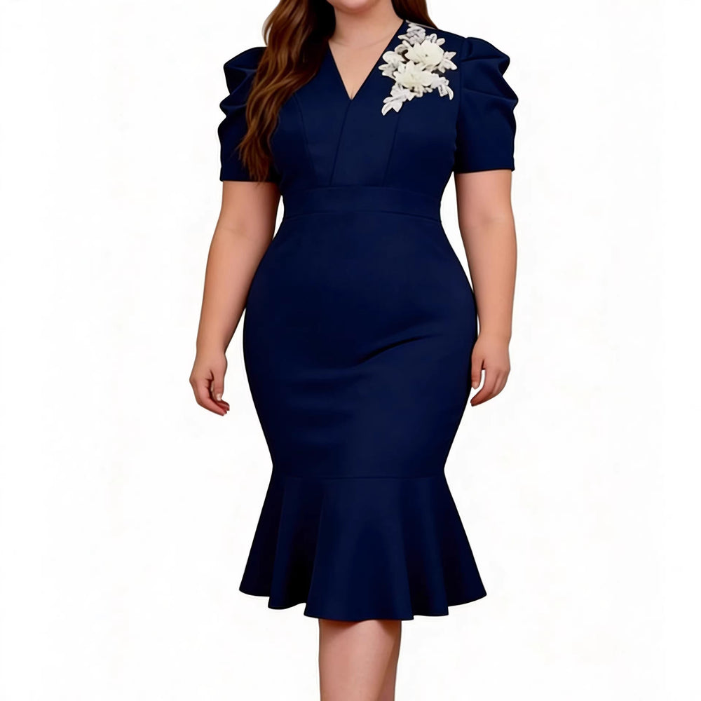 Dunkelblaues festliches Abendkleid für Damen. Elegantes Partykleid mit V-Ausschnitt, Puffärmeln und Fishtail-Saum.
