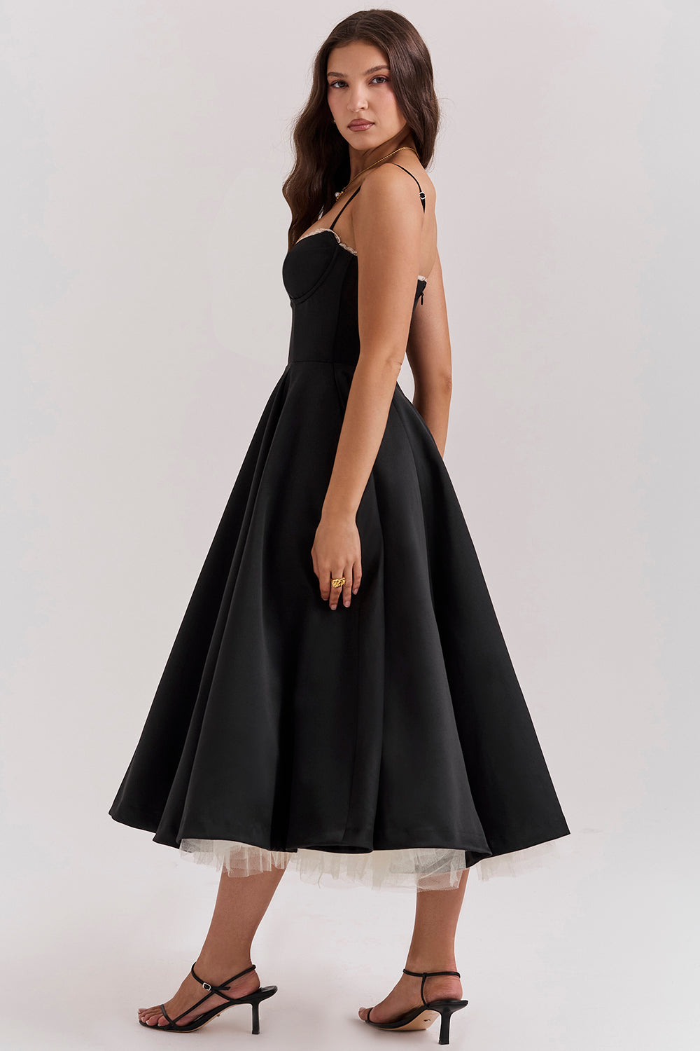 Elegantes Evelina Damen Midikleid in Blau, A-Linie, perfekt für festliche Anlässe.