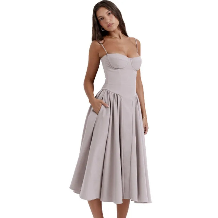 Figurbetontes Damen Abendkleid, einfarbig und elegant, mit Korsettdesign für eine schlanke Silhouette.