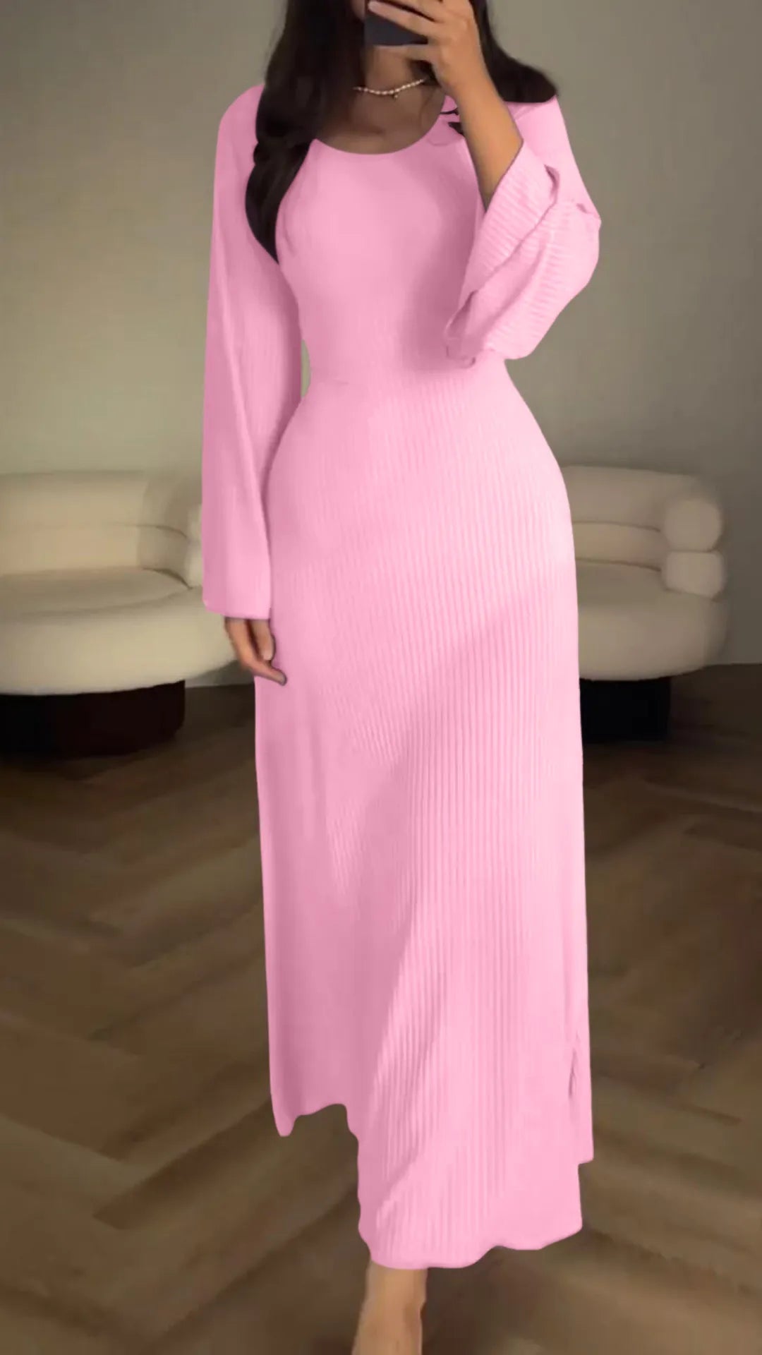 Langes elegantes Damenkleid mit schmeichelnder Schnür-Taille & femininen Flatterärmeln. Figurbetont.