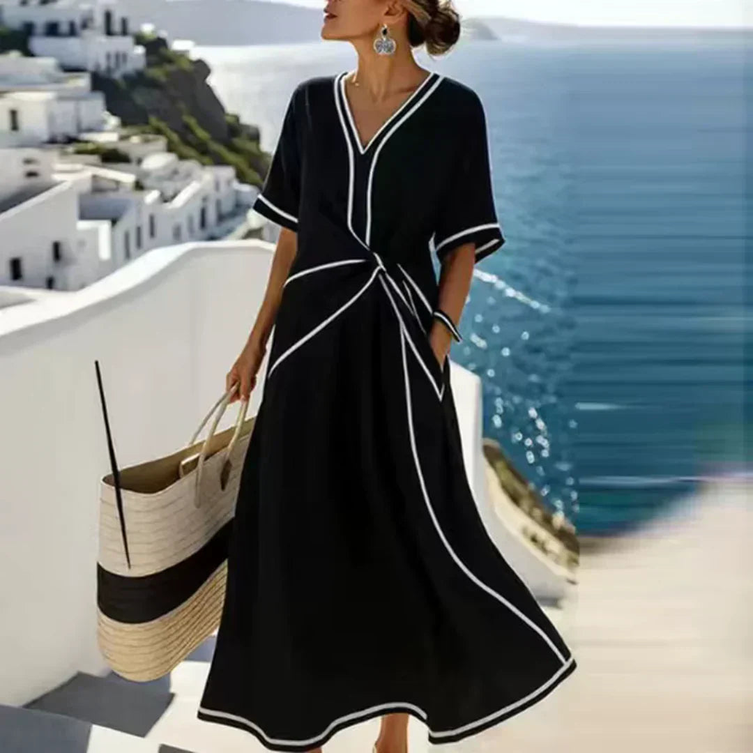 Komfortables, figurbetontes Damen Maxikleid für Freizeit oder besondere Anlässe, elegant und modern.