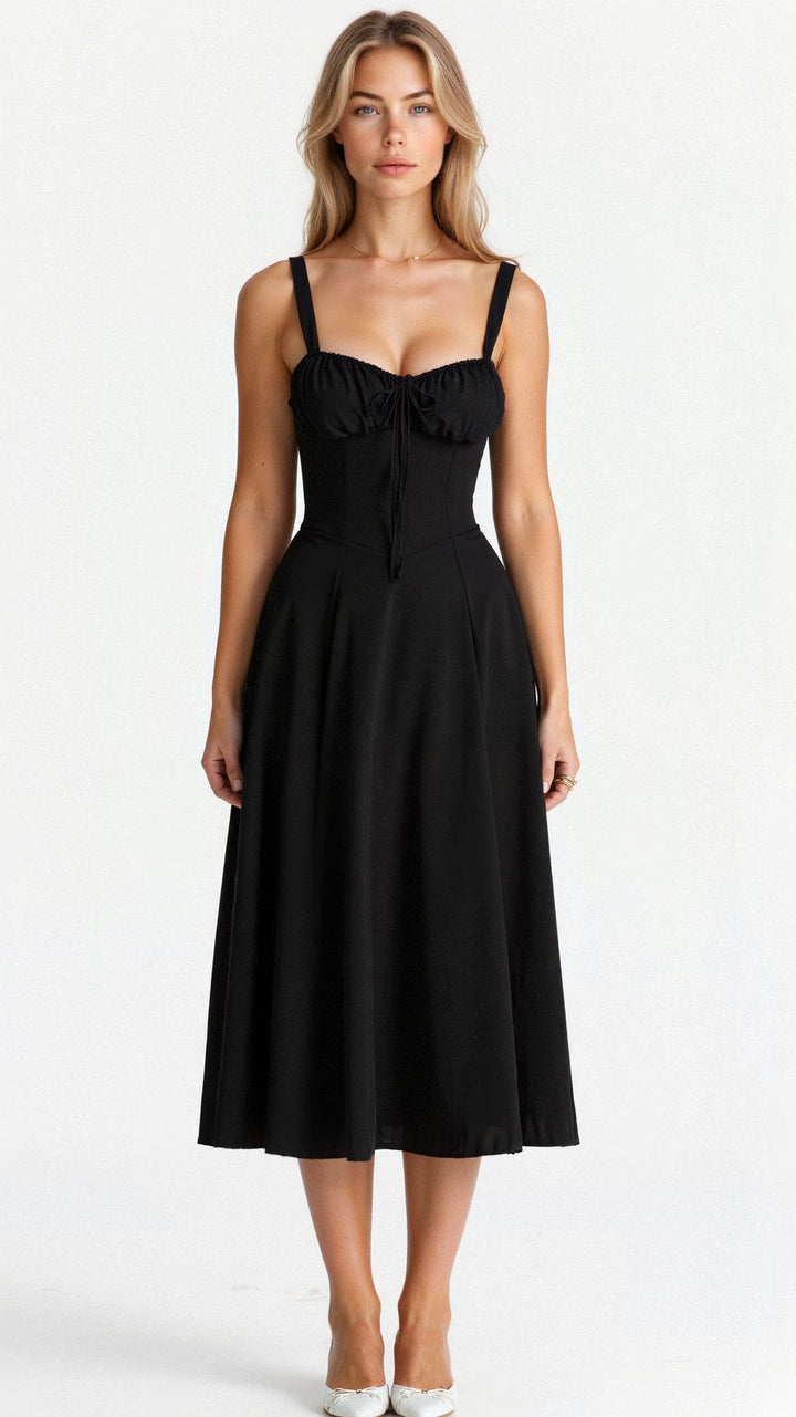 Perfektes Damen Taillenkleid für ein elegantes Outfit, figurbetont und vielseitig für jede Gelegenheit.