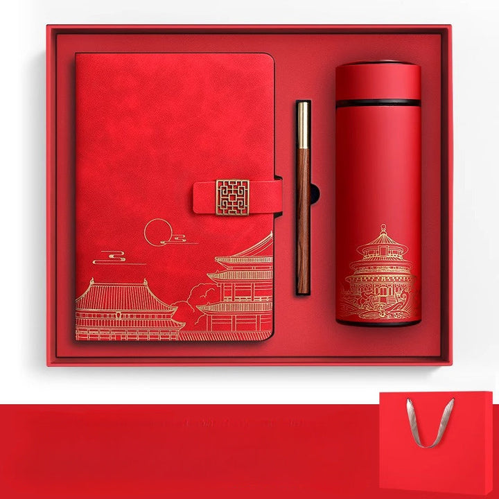Luxuriöses Bürogeschenk: Notizbuch, Thermosflasche für unterwegs & Stift. Das perfekte Schreibwaren-Geschenk.