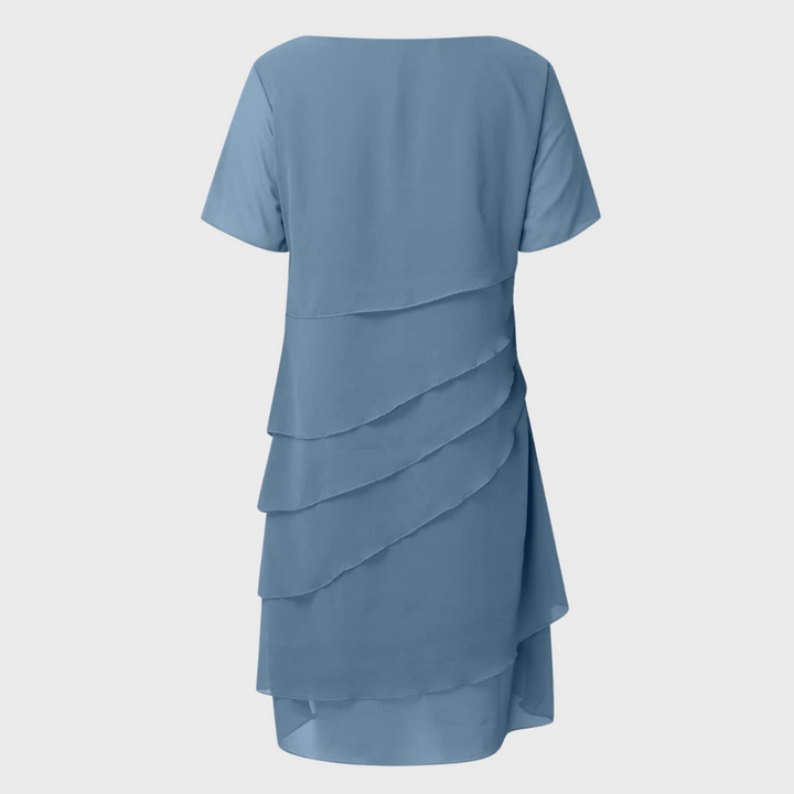 Leichtes, fließendes Damen Chiffonkleid mit Schichten. Vielseitig als elegantes Sommerkleid oder Partykleid.