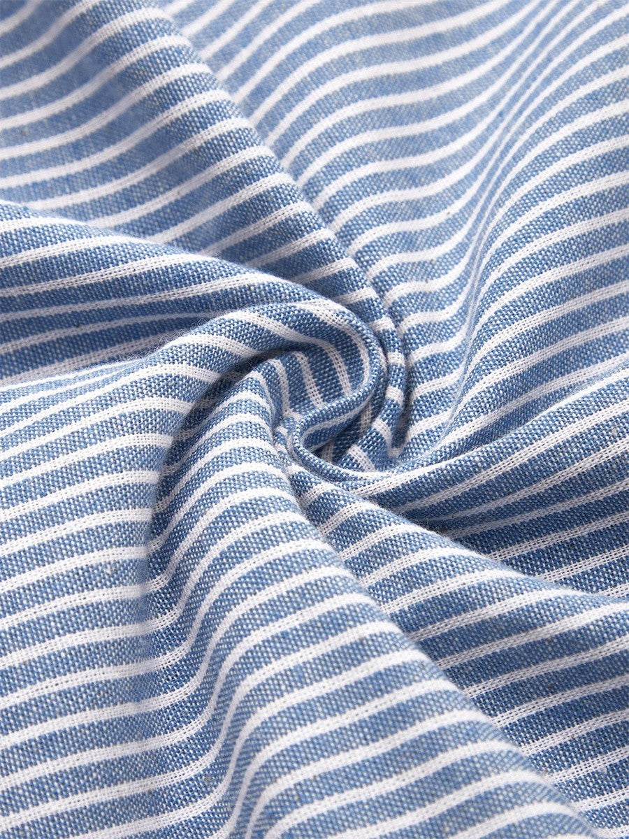 Bequemes gestreiftes Damenkleid als vielseitiges Sommerkleid, ideal für entspannte Tage und Urlaubslooks.