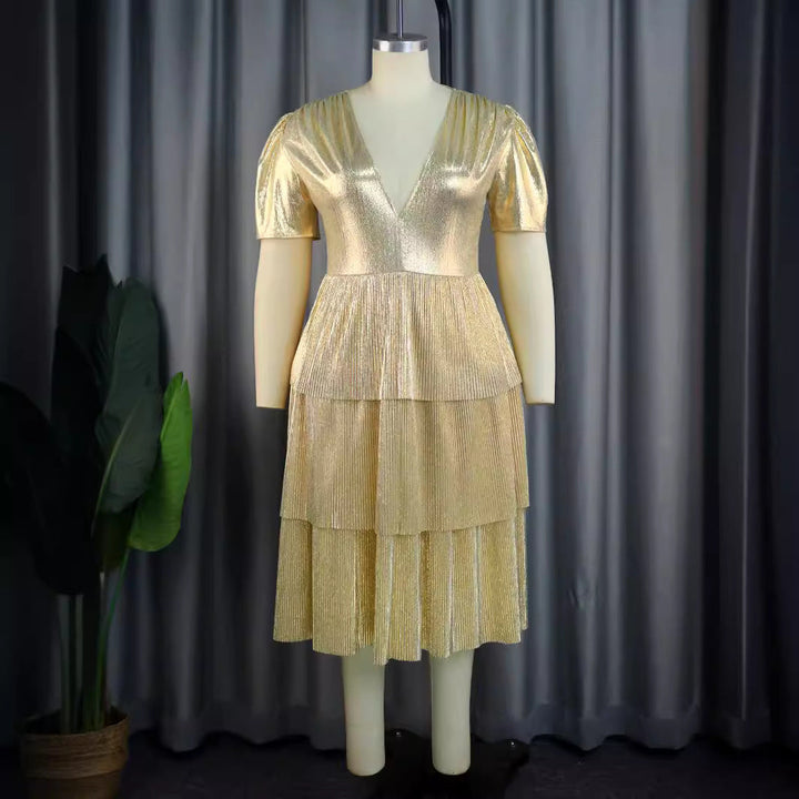 Festliches gold Damen Ballkleid mit elegantem V-Ausschnitt, Puffärmeln und funkelndem Glitzer-Stoff.