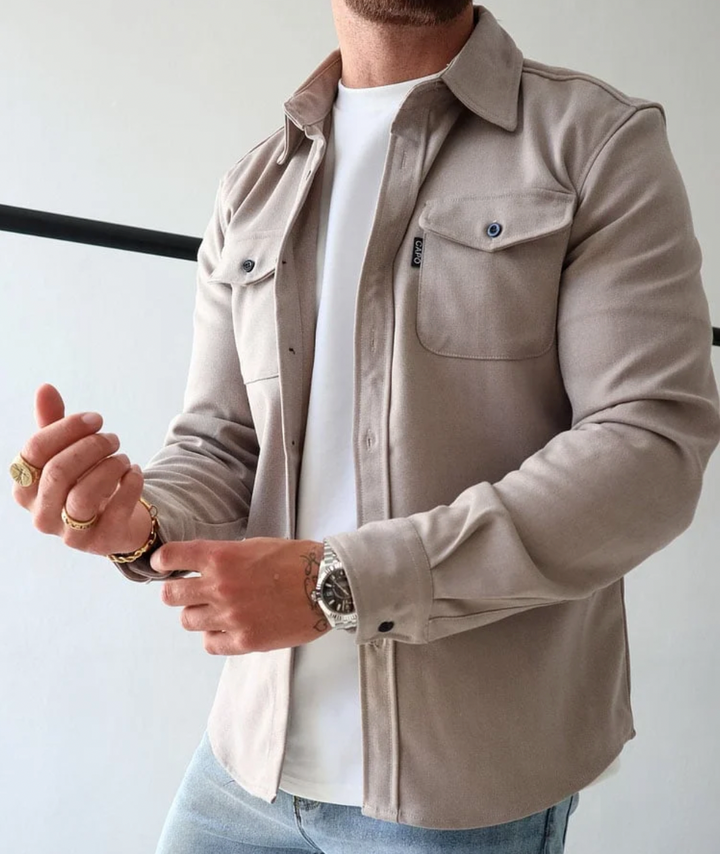 Elegantes Herren Herbsthemd mit langen Ärmeln, stilvoll & bequem für kühle Tage. Perfekt für Smart-Casual-Looks.
